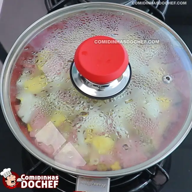 Pizza de Frigideira Sem Fermento - Passo 4