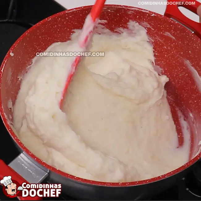 Purê de Mandioca com Creme de Leite - Passo 4