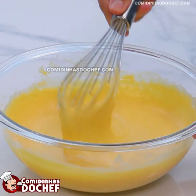 Bolo de Laranja com Tang - Passo 4