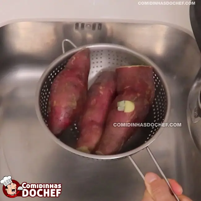 Como Cozinhar Batata Doce Rápido e Fácil - Passo 5