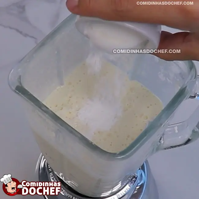 Bolo Pão de Queijo de Liquidificador Fácil e Rápido - Passo 4