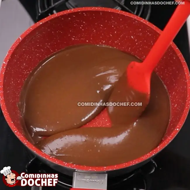 Bolo de Cenoura de Liquidificador - Passo 4