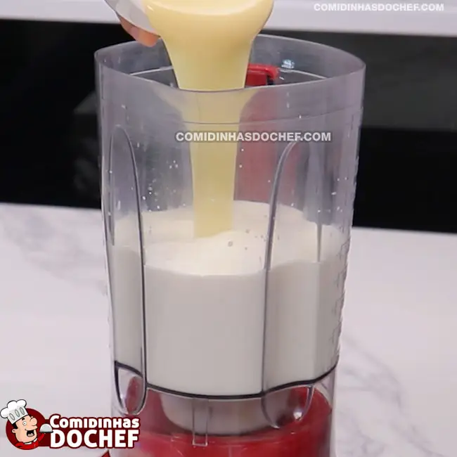 Picolé de Chocolate Caseiro com Nescau - Passo 1