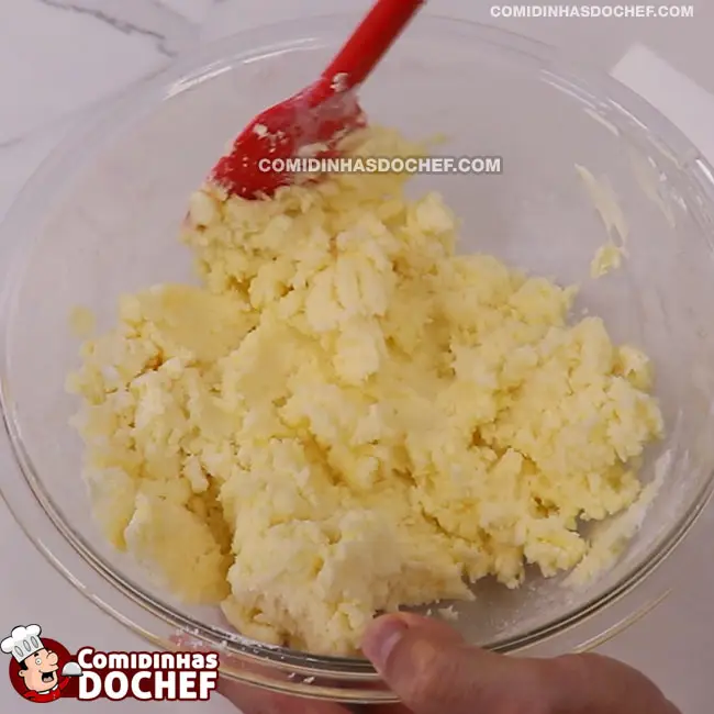 Bolacha de Nata da Vovó - Passo 2