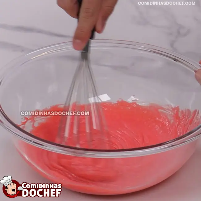 Cobertura de Bolo com Suco Tang - Passo 2