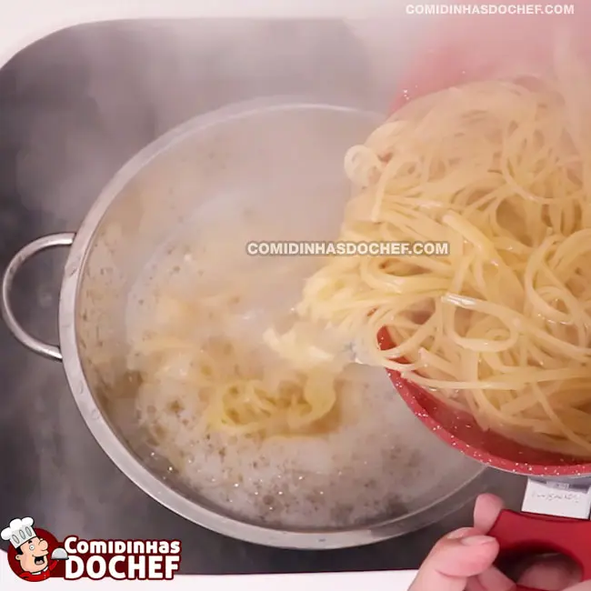 Como Cozinhar Macarrão Fácil - Passo 6