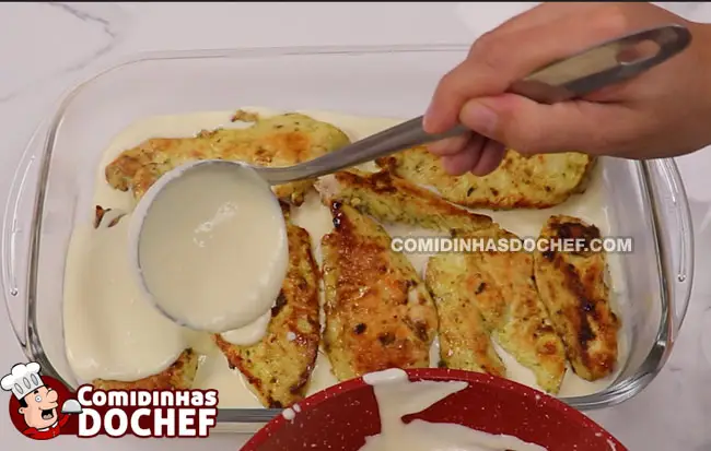 Filé de Frango ao Molho Branco - Passo 3