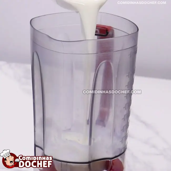 Pudim de Sorvete de Liquidificador - Passo 1