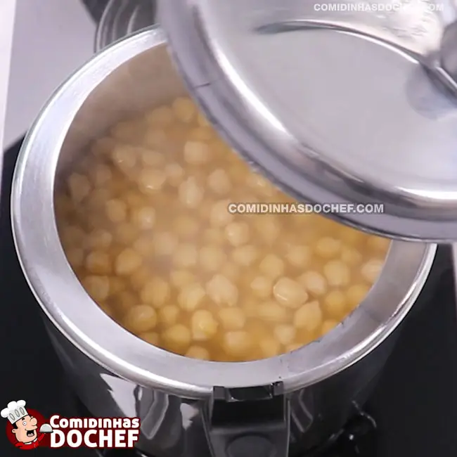 Salada de Grão de Bico Simples e Rápida - Passo 10