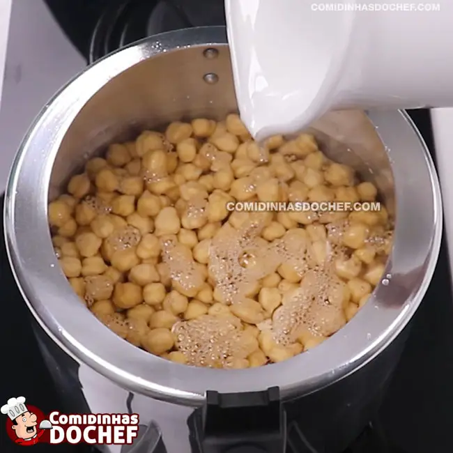 Salada de Grão de Bico Simples e Rápida - Passo 8