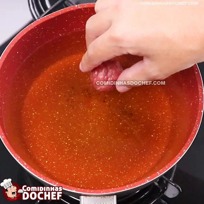 Bolinha de Carne com Molho de Tomate - Passo 6