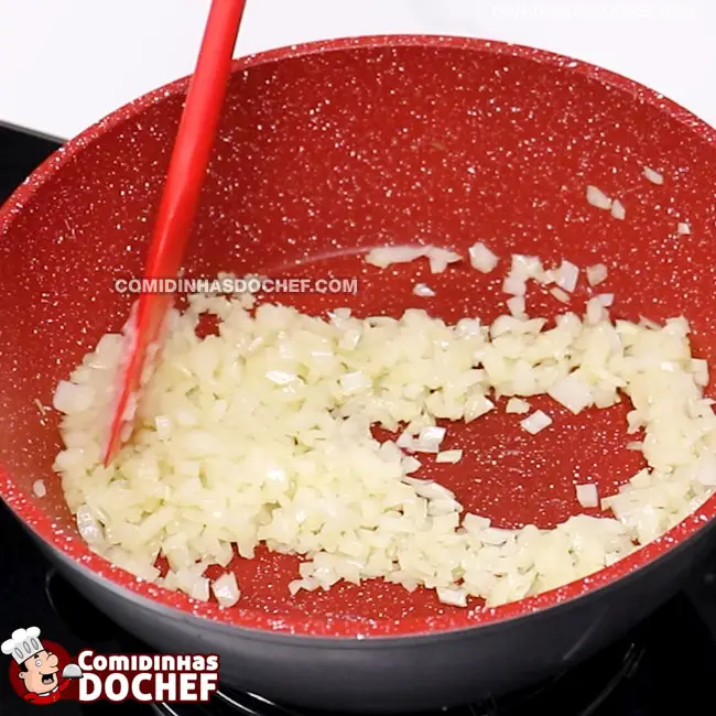 Bolinha de Carne com Molho de Tomate - Passo 2
