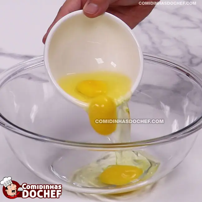 Bolo Rápido de Creme de Leite - Passo 1
