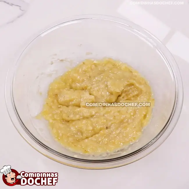 Bolo de Banana SEM Farinha e SEM Açúcar - Passo 2