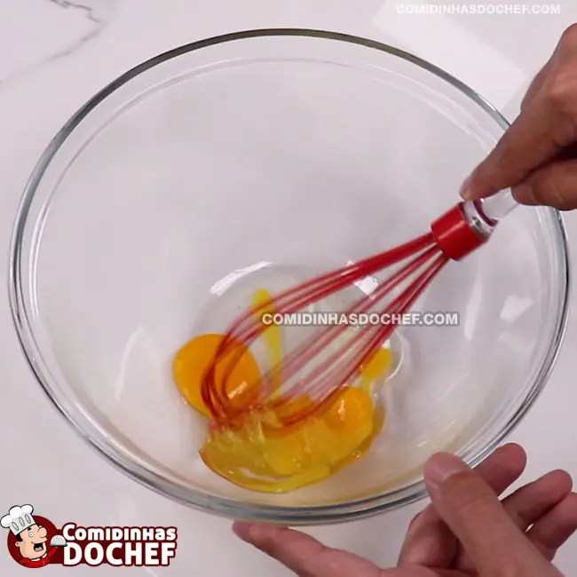 Bolo de Banana SEM Farinha e SEM Açúcar - Passo 3