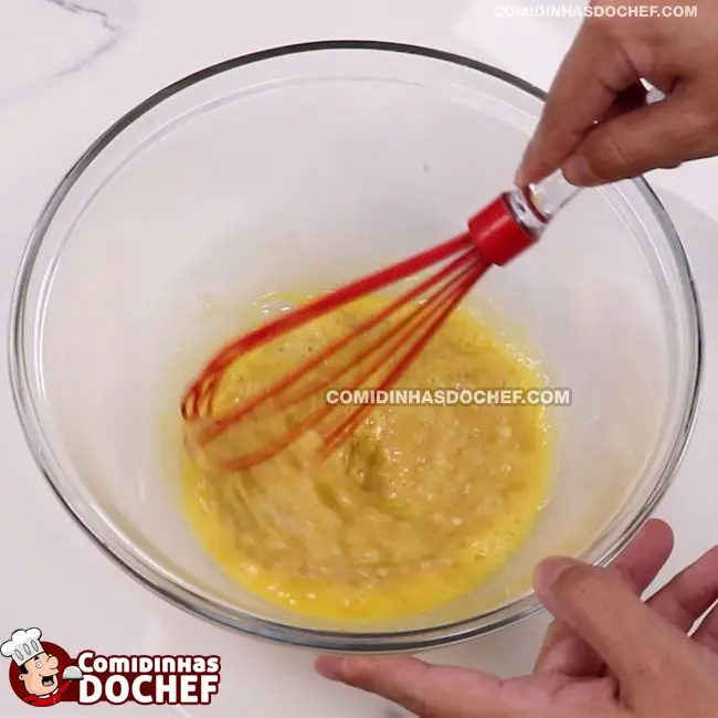 Bolo de Banana SEM Farinha e SEM Açúcar - Passo 4