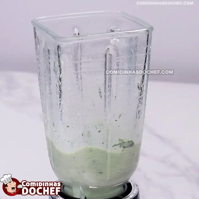 Molho Verde Com Leite - Passo 2