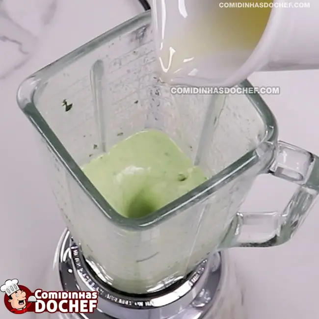 Molho Verde Para Batata - Passo 2