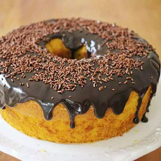 Bolo de Cenoura com Manteiga